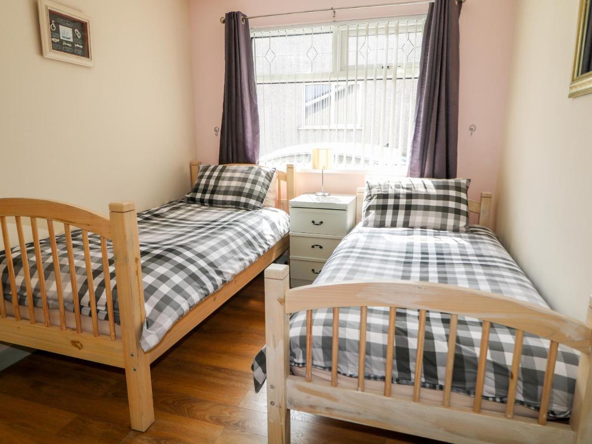 Hazel Cottage Portrush Luaran gambar