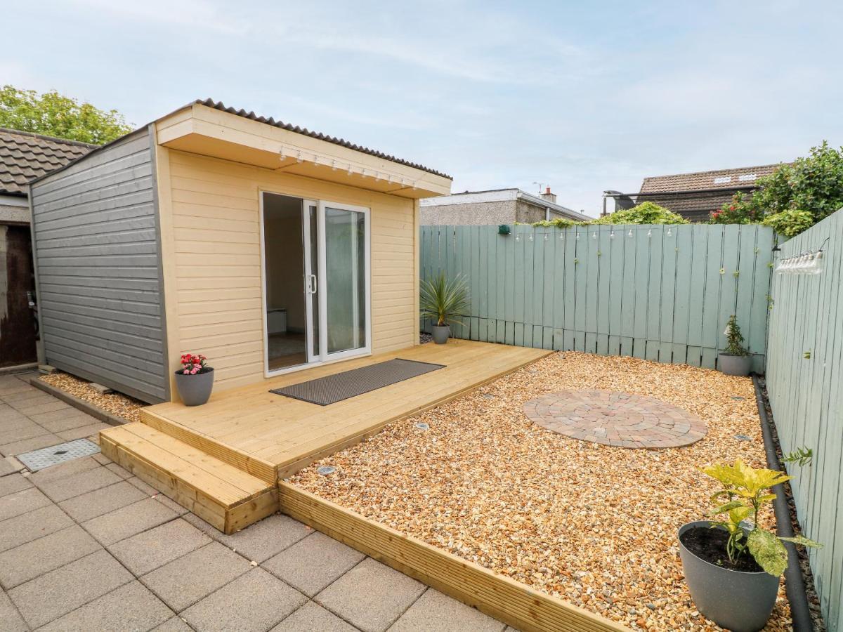 Hazel Cottage Portrush Luaran gambar